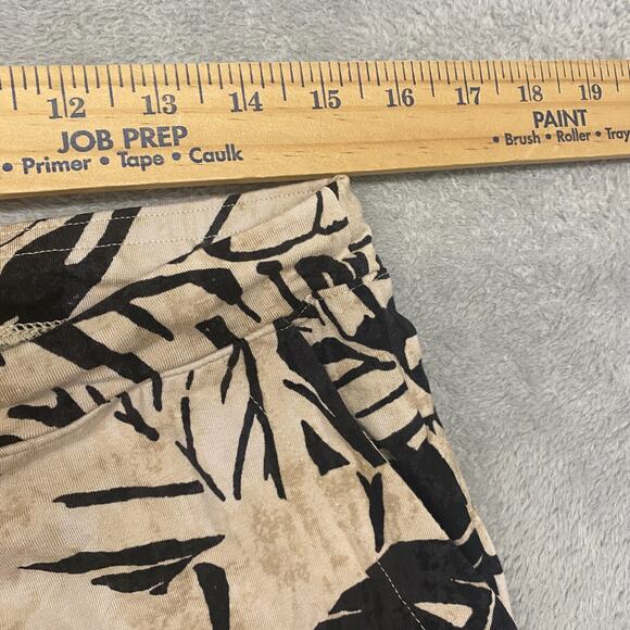 Chicos Pants Womens Medium Beige Zenergy Pull On Resort Wide Floral Drawstring 1 - Picture 3 of 9